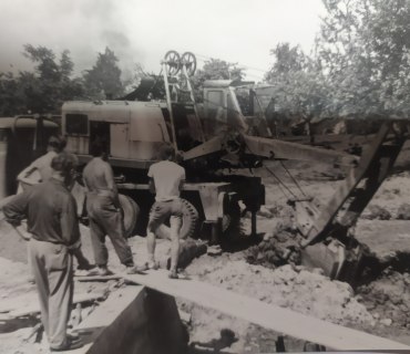 Výstavba požární nádrže 1974